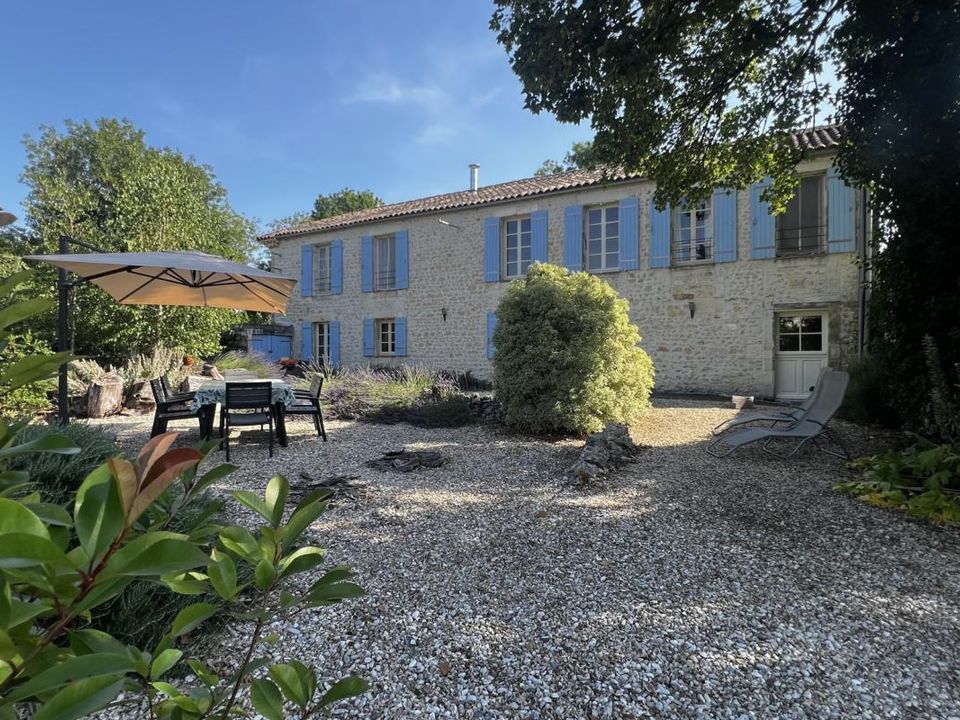 Masia a Saint-Georges-des-Agouts, Charente-Maritime - foto 1