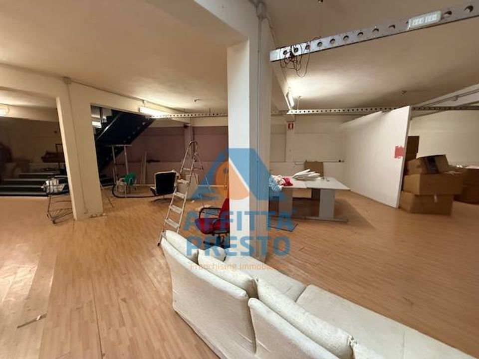L'establiment comercial a Vinci, Florence - foto 1