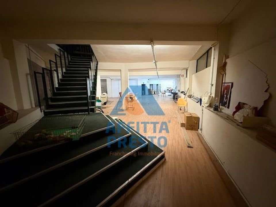 L'establiment comercial a Vinci, Florence - foto 3