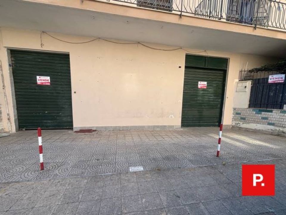 Erhvervsejendom i Casagiove, Caserta - foto 1