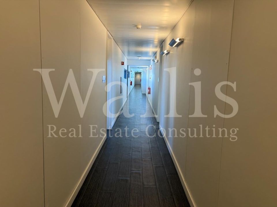 L'establiment comercial a Porto Salvo, Lisbon - foto 4
