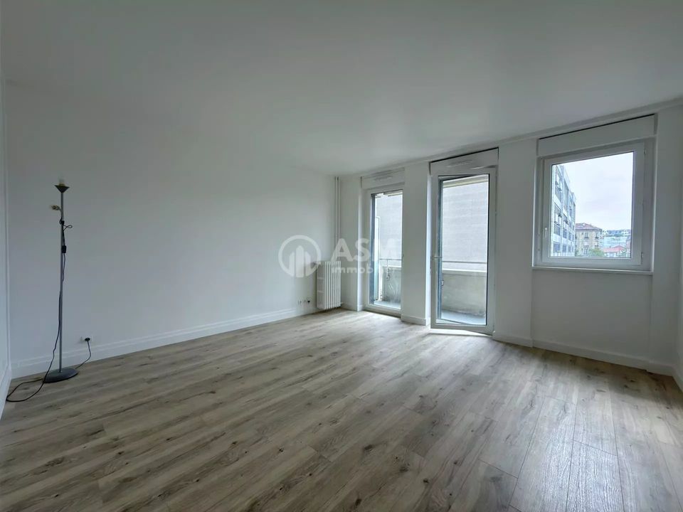 Lejlighed i Courbevoie, Hauts-de-Seine - foto 1