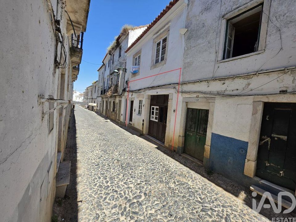 Radhus i Estremoz, Evora - foto 1