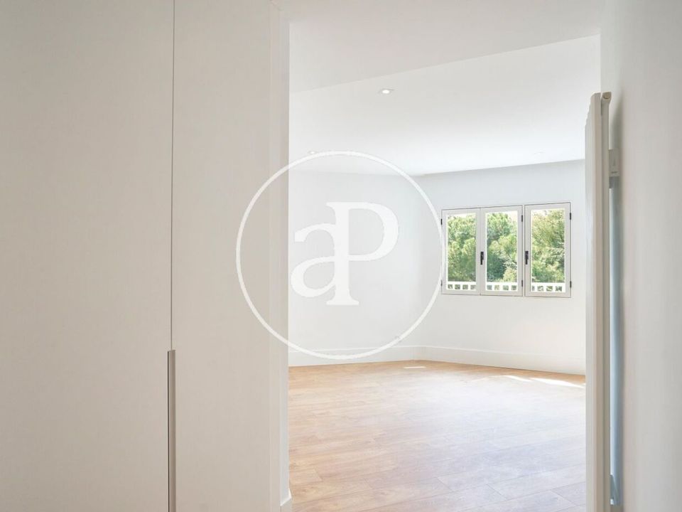 Apartment in Madrid, Madrid - photo 3