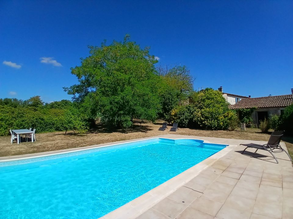 Villa in Saint-Saturnin, Charente - foto 2