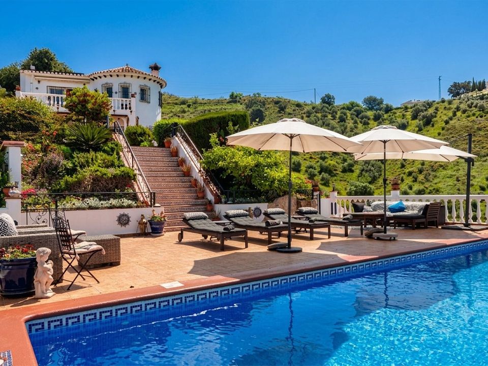 Villa i Canillas De Aceituno, Malaga - foto 1
