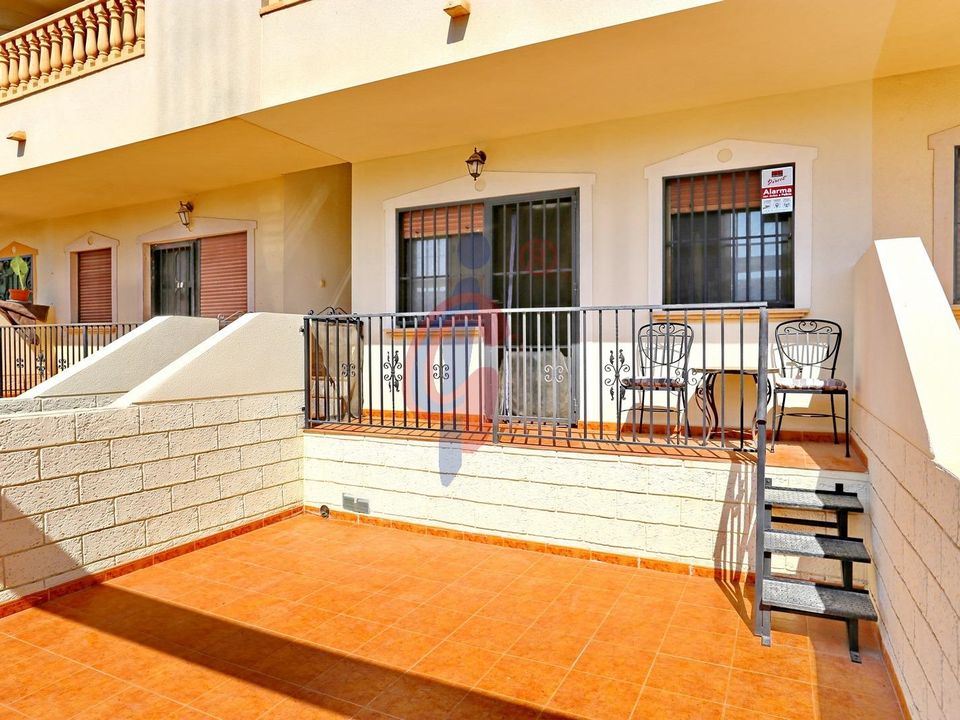 Lejlighed i Daya Nueva, Alicante - foto 1