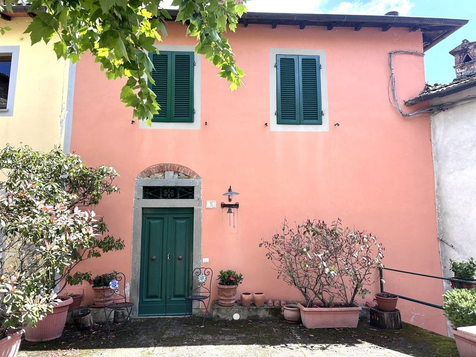 Radhus i Barga, Lucca - foto 2