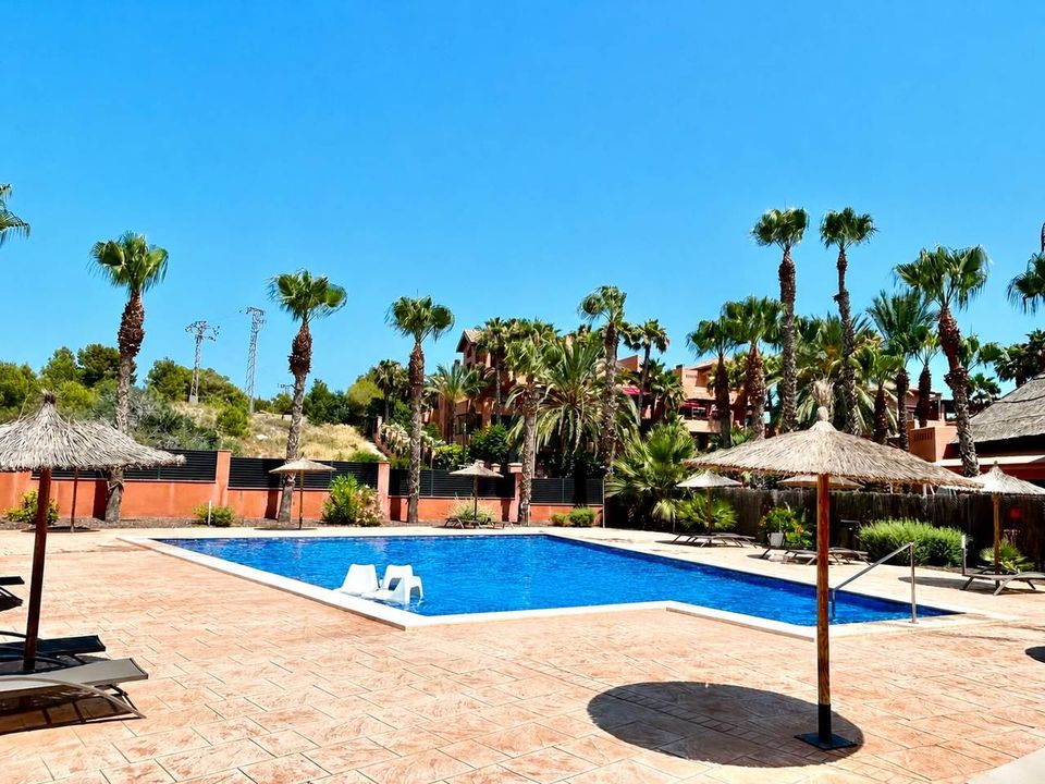 Lejlighed i Villamartin, Alicante - foto 2