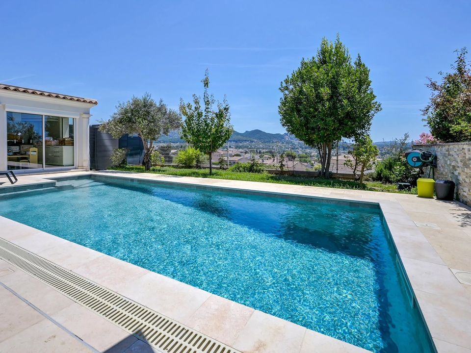 Villa i Plan-de-Cuques, Bouches-du-Rhone - foto 2
