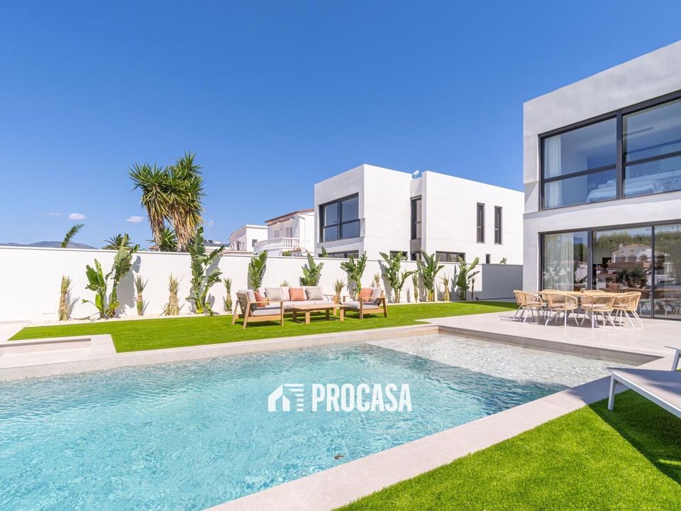 Villa i Empuriabrava, Gerona - foto 2