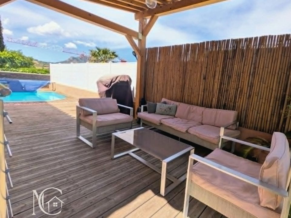 Villa i Roquebrune-sur-Argens, Var - foto 1