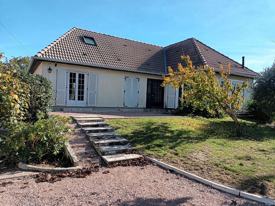 Villa in Saint-Florent, Loiret - foto 1