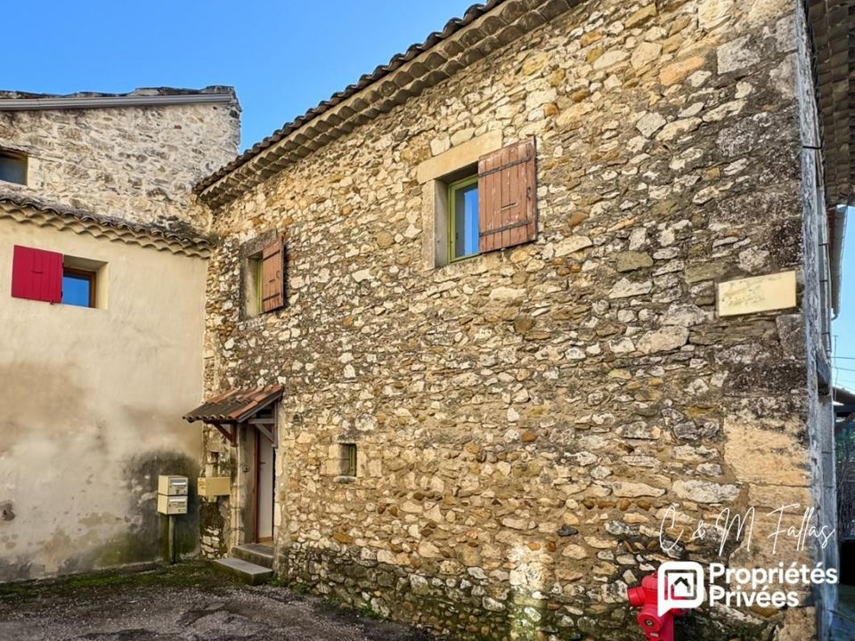 Casa de poble a Saint-Marcel-d'Ardeche, Ardeche - foto 1