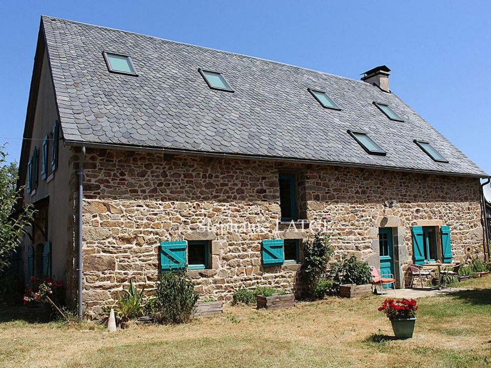 Villa en Larodde, Puy-de-Dome - foto 1