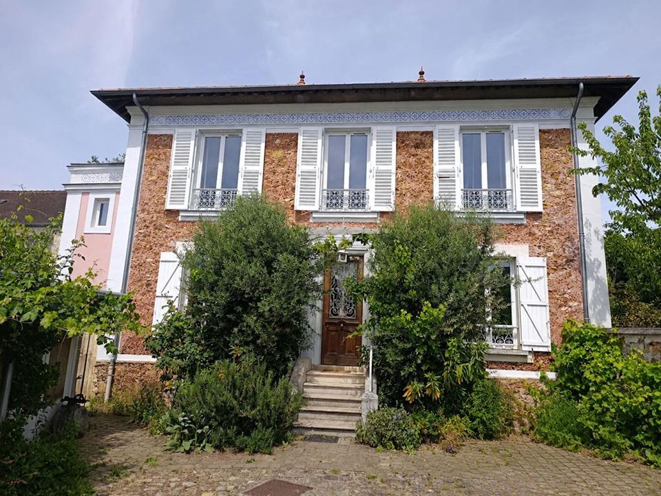 Villa in Yerres, Essonne - foto 1
