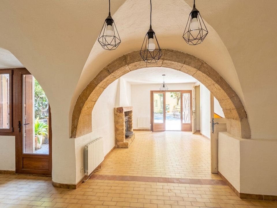 Hus i byn i Lauris, Vaucluse - foto 3
