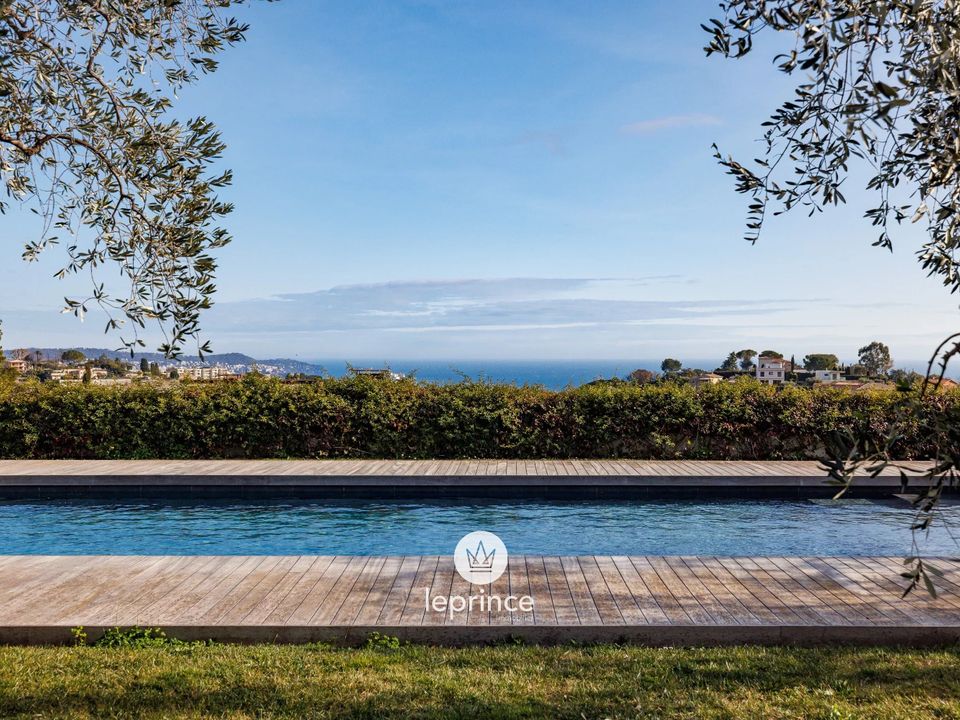 Villa in Nice, Alpes-Maritimes - photo 4