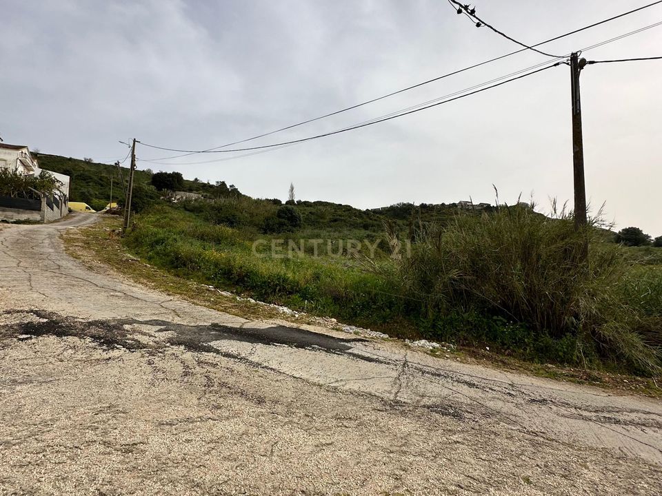 Helårsgrund i Loures, Lisbon - foto 1