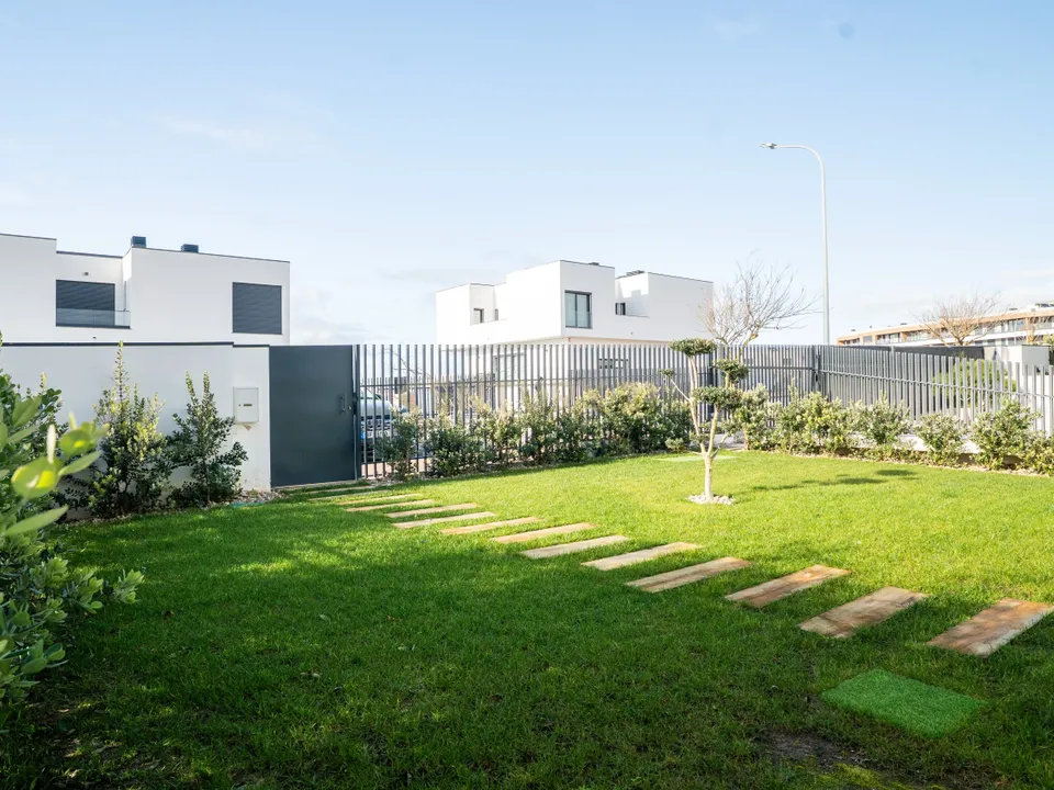 Villa in Amadora, Lisbon - foto 2