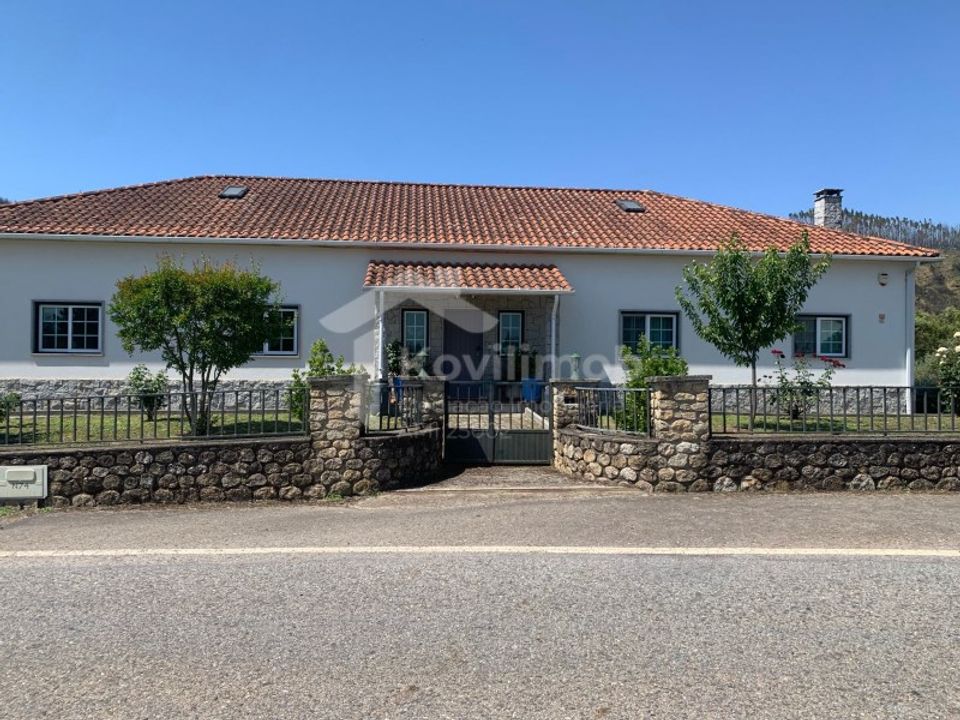 Haus in Casegas e Ourondo, Castelo Branco - Foto 1