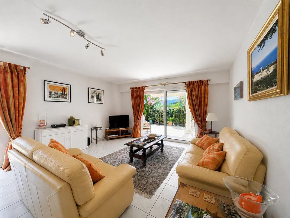 Lejlighed i Mandelieu-la-Napoule, Alpes-Maritimes - foto 4