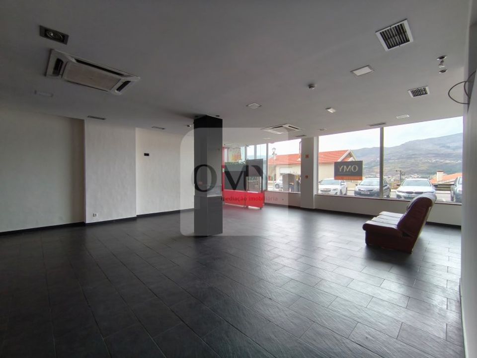 L'establiment comercial a Vila Real, Vila Real - foto 1