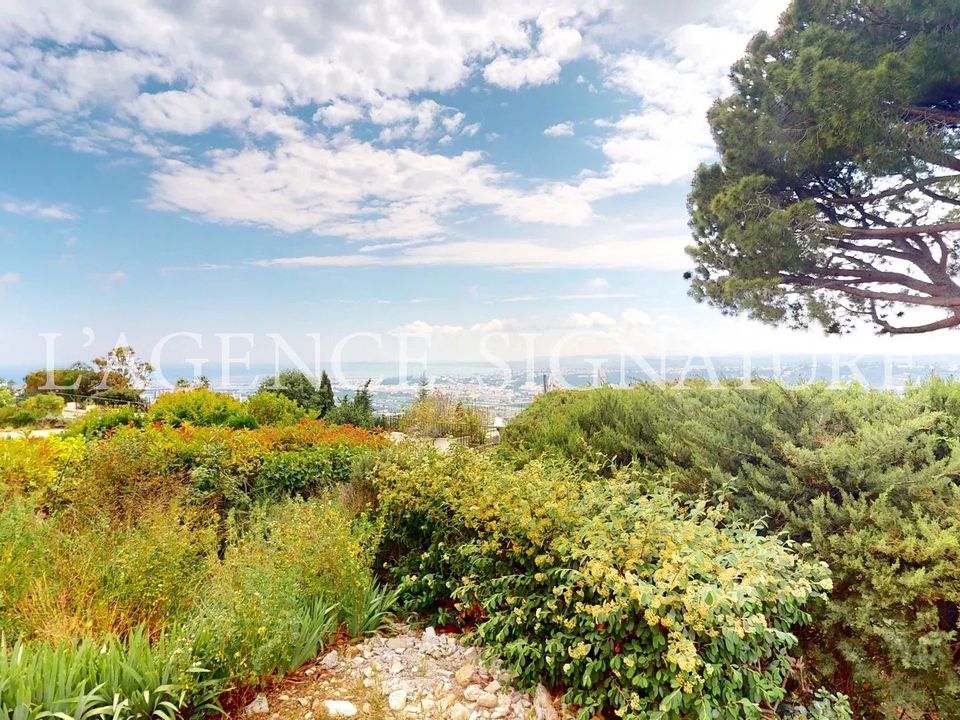 Villa in Nice, Alpes-Maritimes - photo 3