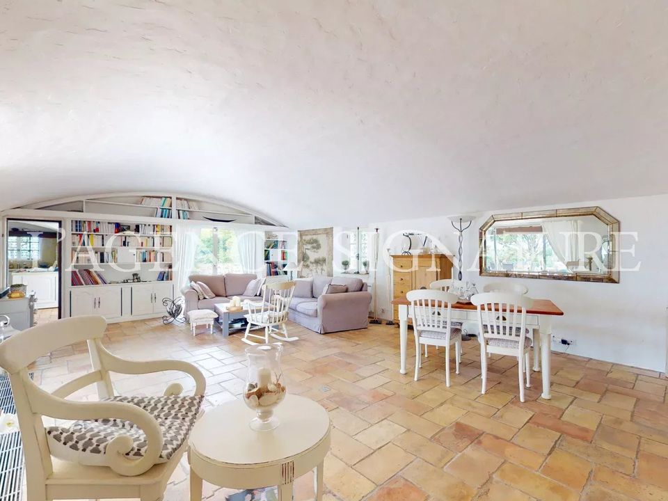 Villa in Nice, Alpes-Maritimes - photo 4