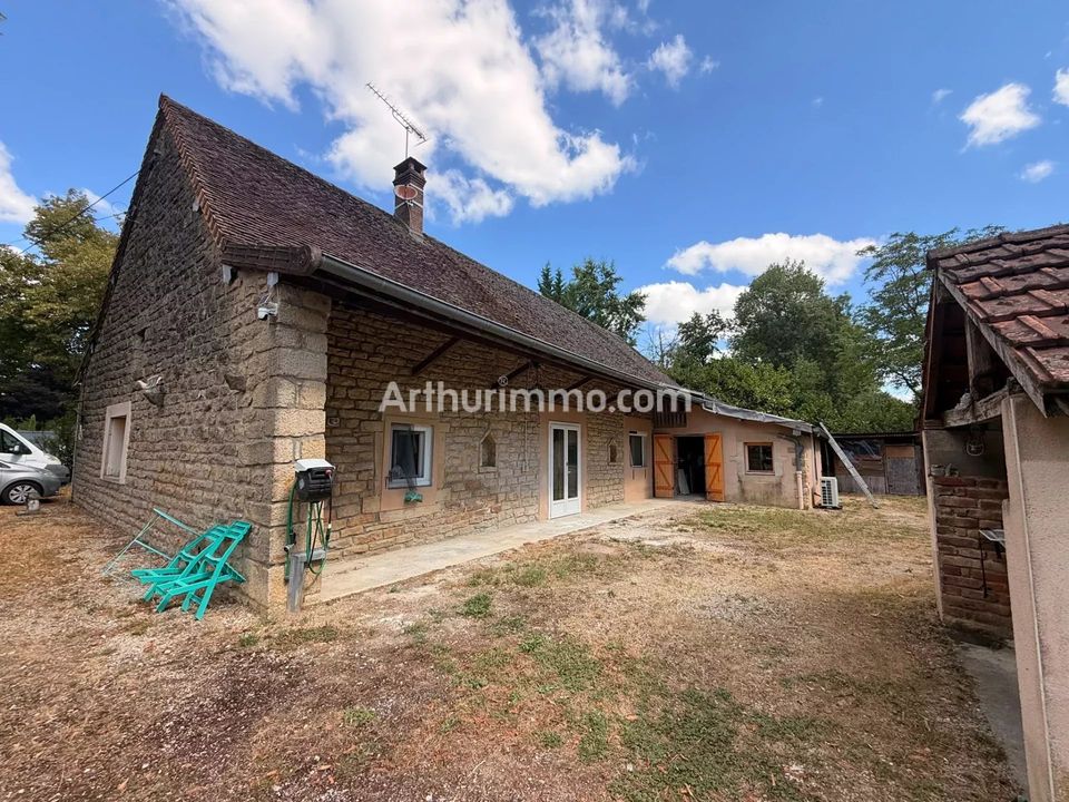 Villa en Savigny-en-Revermont, Saone-et-Loire - foto 1