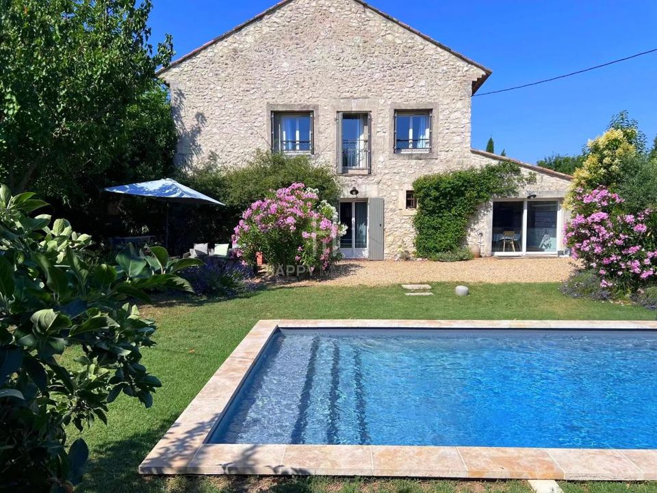 Villa - Plan-d'Orgon, Bouches-du-Rhone - photo 1