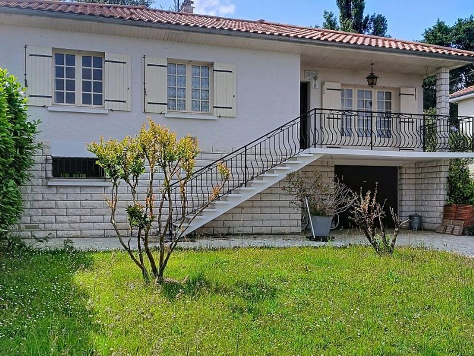 Villa i Riberac, Dordogne - bilde 1