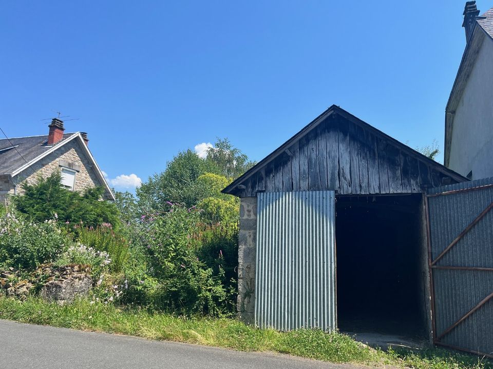 Terra em Treignac, Correze - foto 1