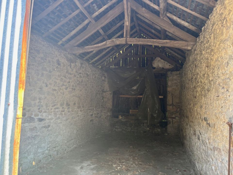Terra em Treignac, Correze - foto 2