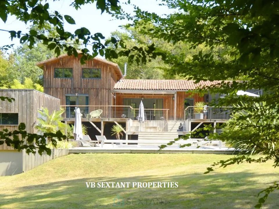 Villa i Latresne, Gironde - foto 1