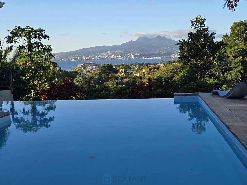 Villa en Les Trois-Ilets, Martinique - foto 1