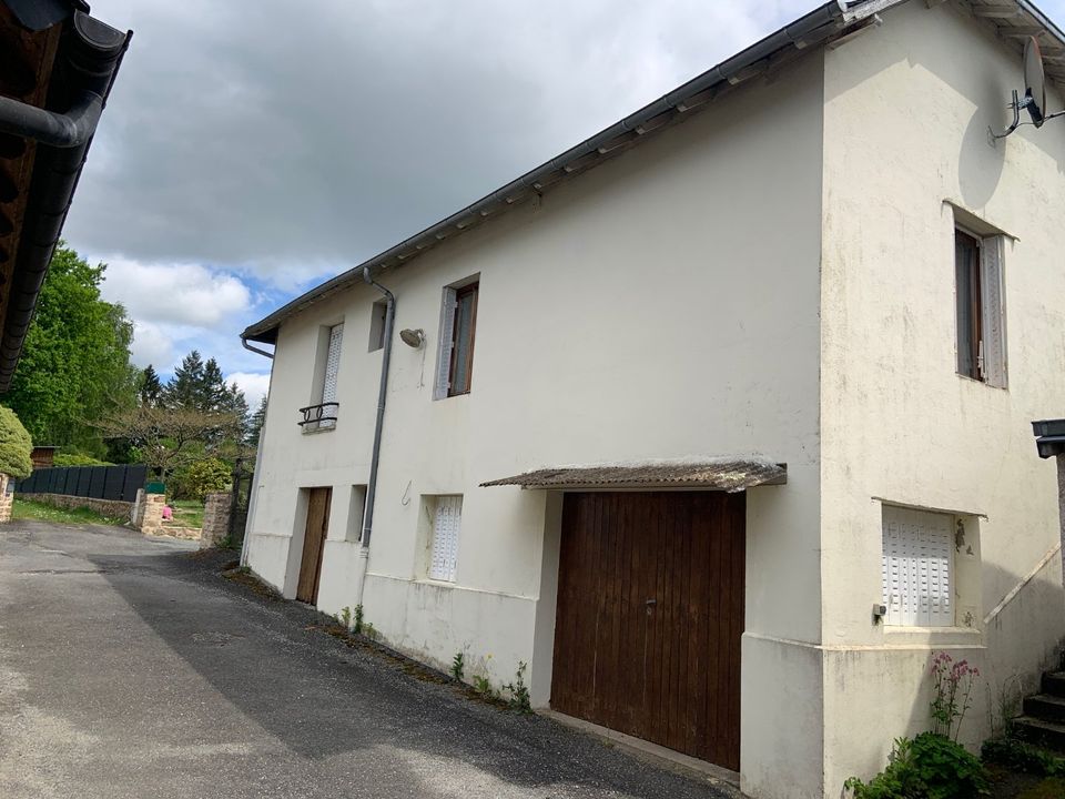 Hus i byn i Treignac, Correze - foto 4