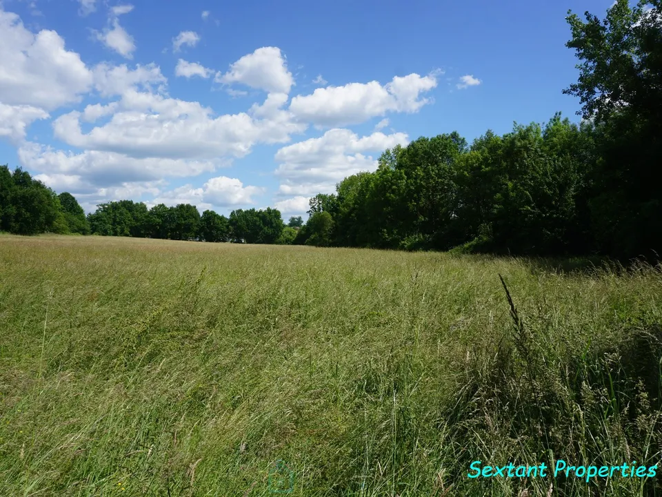 Grond in Thiviers, Dordogne - foto 1