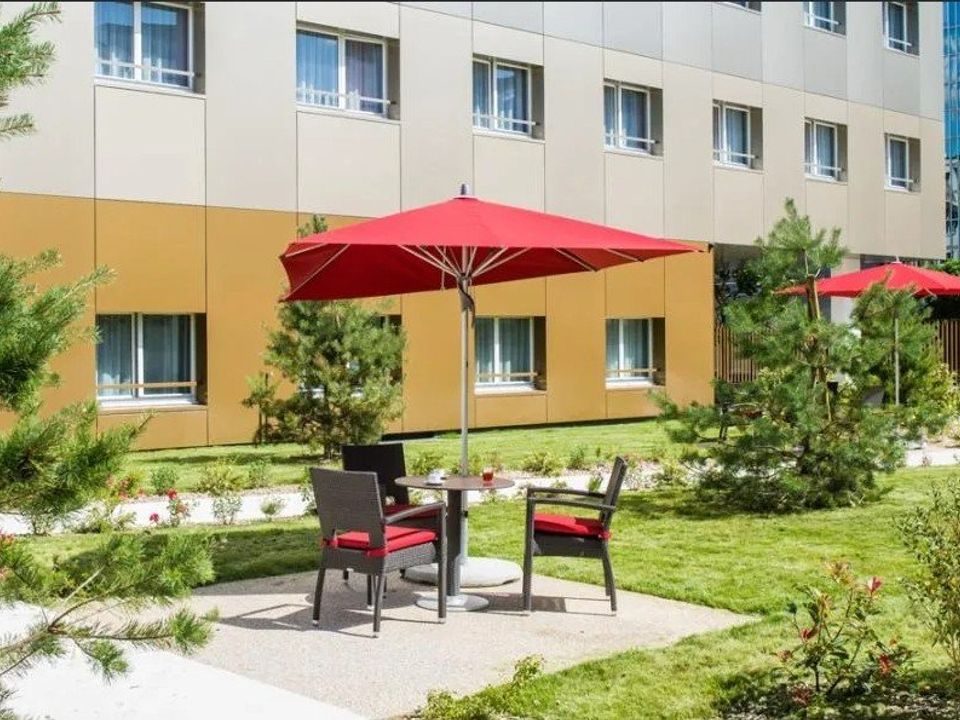 Erhvervsejendom i Colombes, Hauts-de-Seine - foto 3