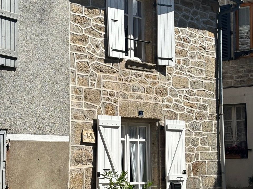 Villa em Treignac, Correze - foto 1