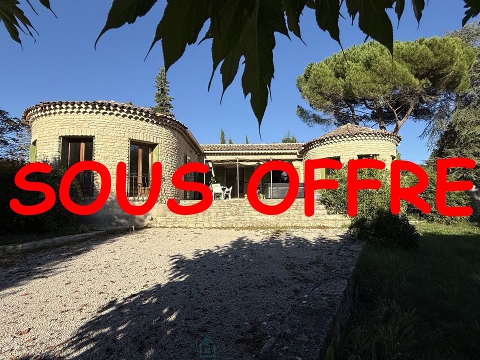 Villa en Forcalquier, Alpes-de-Haute-Provence - foto 1