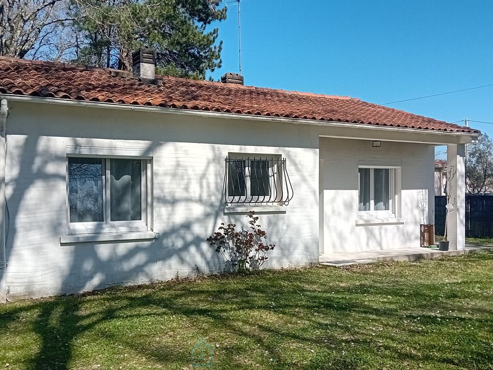Villa en Saint-Palais-sur-Mer, Charente-Maritime - foto 1