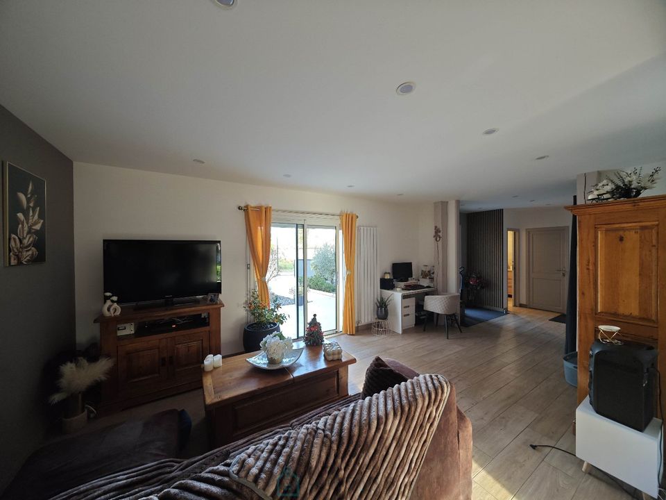 Villa in Saint-Sauveur-sur-Ecole, Seine-et-Marne - foto 5