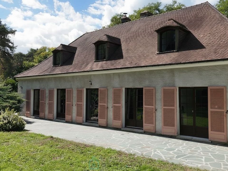 Villa i Noisy-sur-École, Seine-et-Marne - foto 1