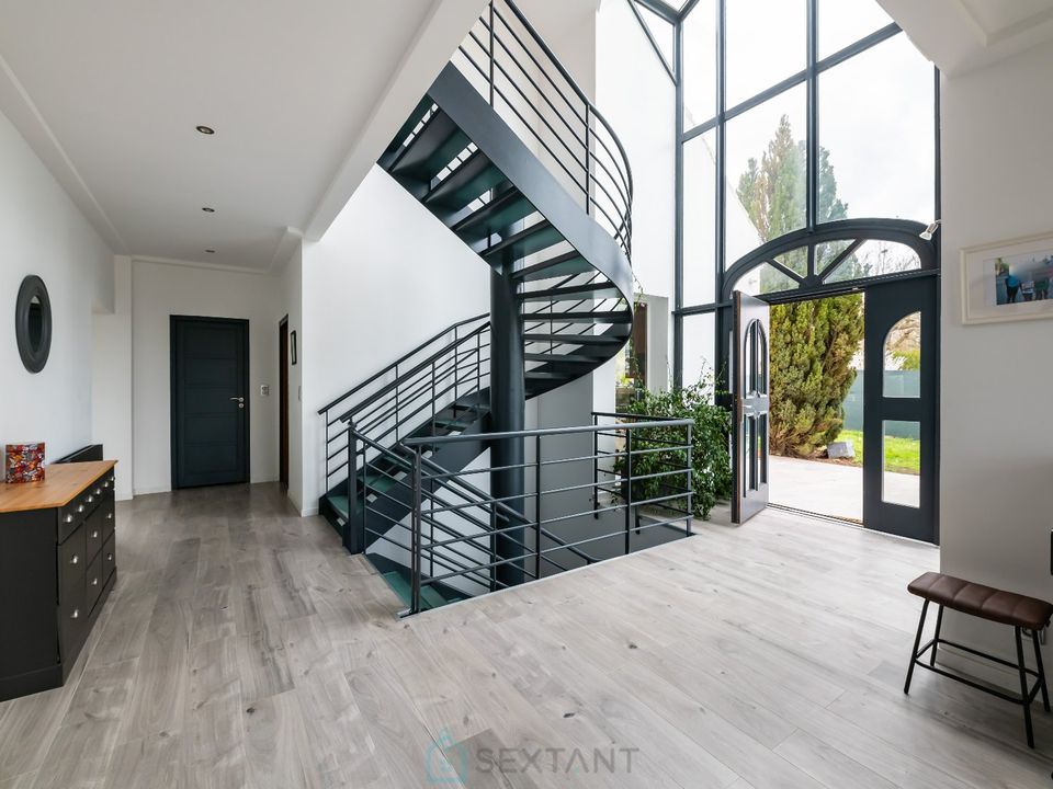 Villa in Boissise-le-Roi, Seine-et-Marne - foto 2