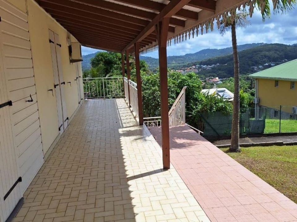 Villa in Le Saint-Esprit, Martinique - foto 2
