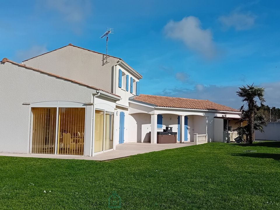 Villa in Saint-Sulpice-de-Royan, Charente-Maritime - foto 2
