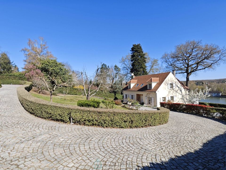 Villa in Boissise-le-Roi, Seine-et-Marne - foto 3