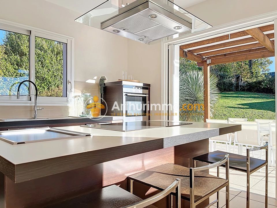 Villa i Bourgoin-Jallieu, Isere - bilde 4