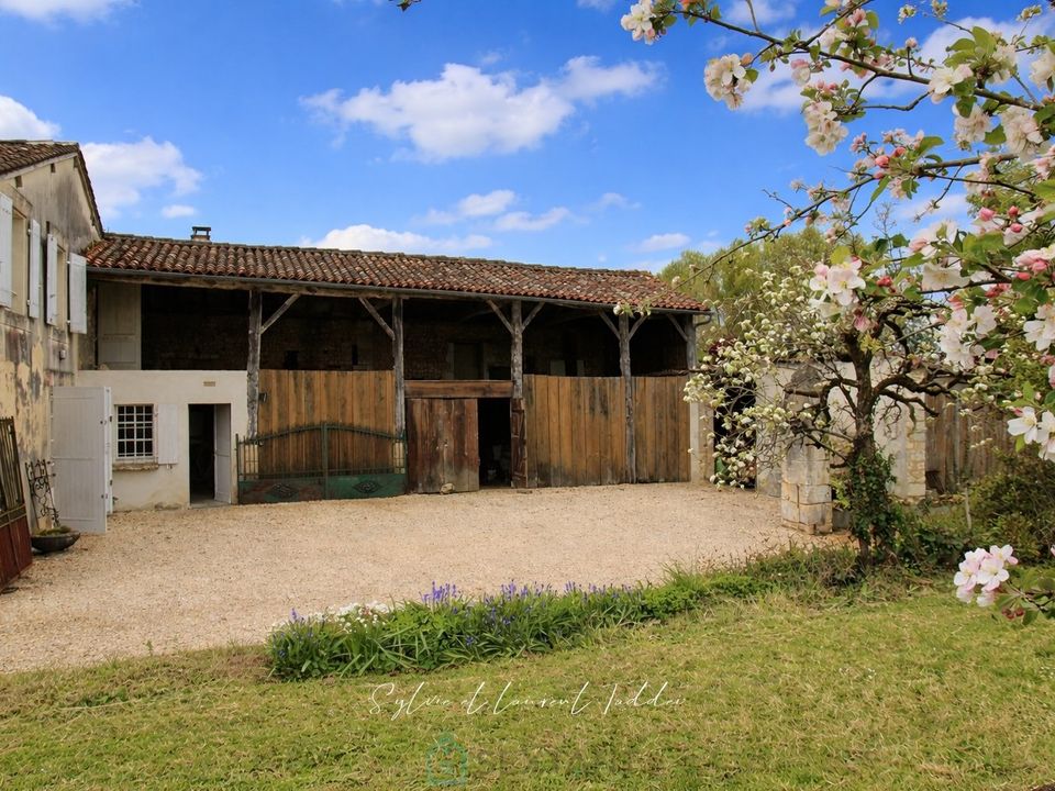 Casa de campo en Barbezieux-Saint-Hilaire, Charente - foto 3
